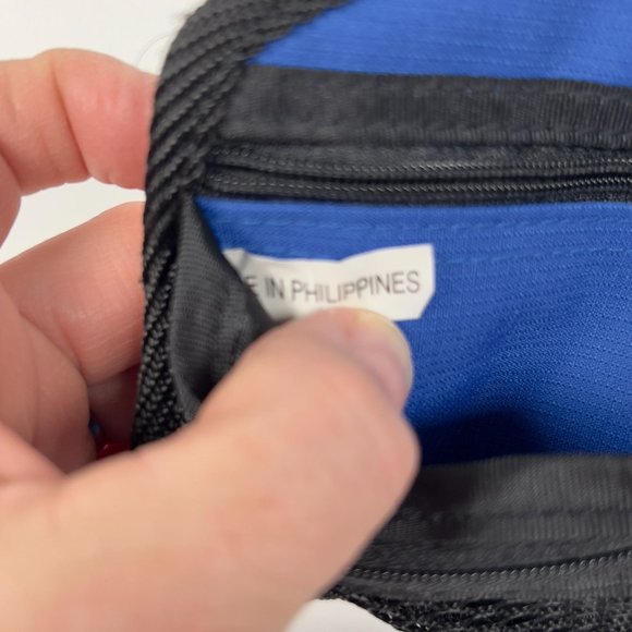 Travel Crossbody Wallet Bag Snap Closure Zippered Pockets 5" x 6" Blue Black - Picture 11 of 15